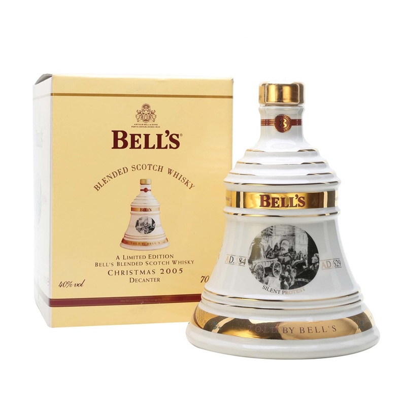 Bell’s Christmas 2005 8 Year Old 70cl