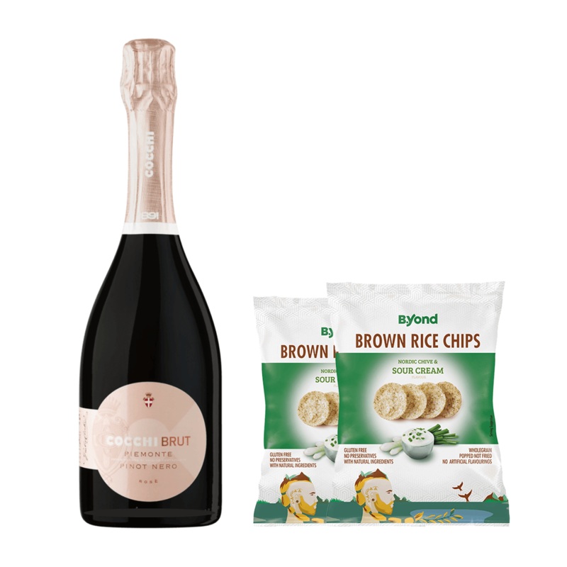 Sip & Snack Splendor: Prosecco & Chips